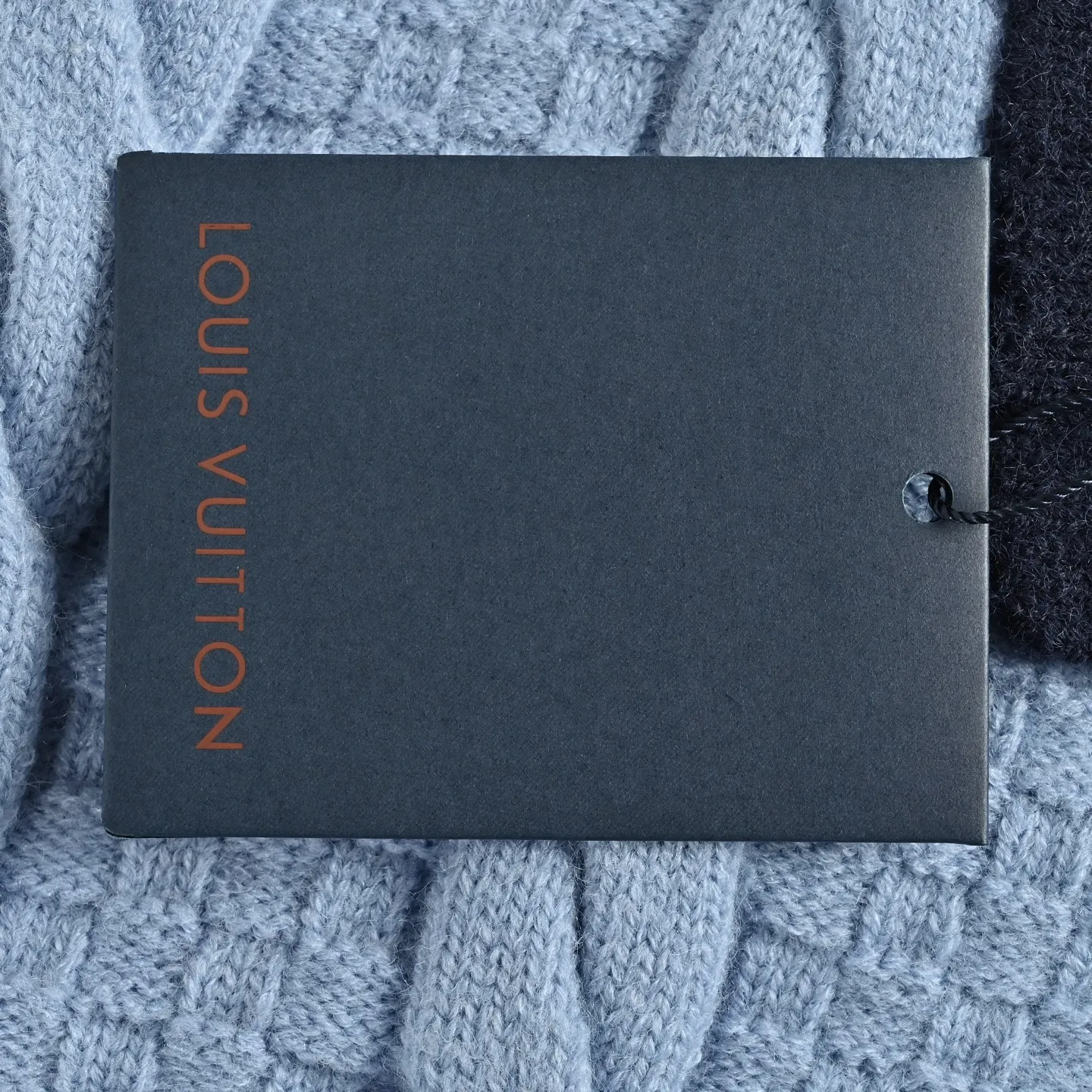 Louis Vuitton/Louis Vuitton leather label blue collar cable knit cardigan